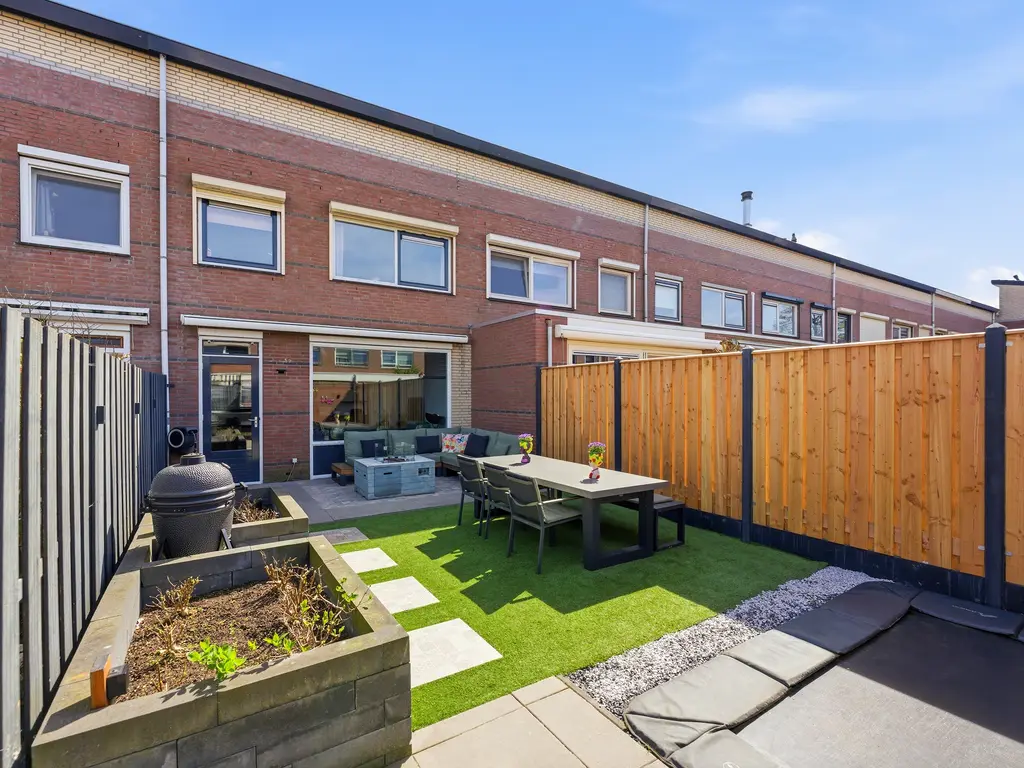 Machteld Sandelijnslaan 24, HENDRIK-IDO-AMBACHT