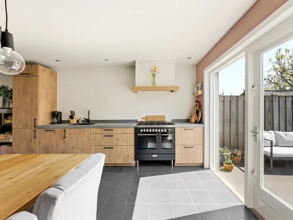 Baron van Boetzelaerlaan 44, DORDRECHT