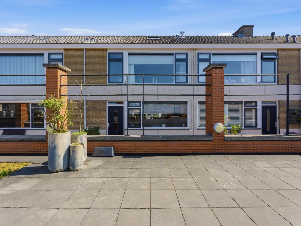 Willem de Zwijgerstraat 102, HENDRIK-IDO-AMBACHT