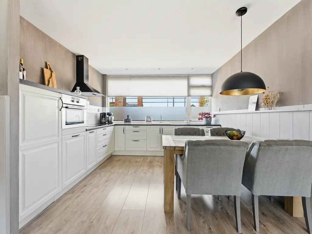 Willem de Zwijgerstraat 102, HENDRIK-IDO-AMBACHT