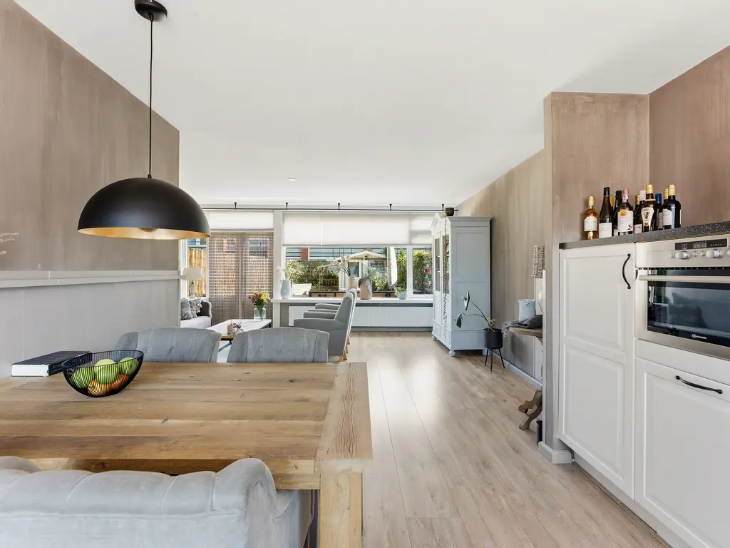 Willem de Zwijgerstraat 102, HENDRIK-IDO-AMBACHT