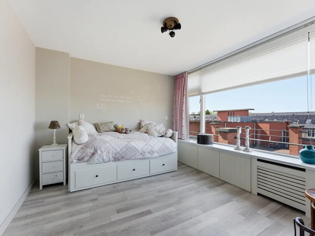 Willem de Zwijgerstraat 102, HENDRIK-IDO-AMBACHT
