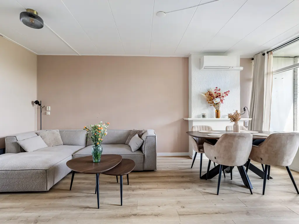 Admiraal Trompstraat 15, ZWIJNDRECHT