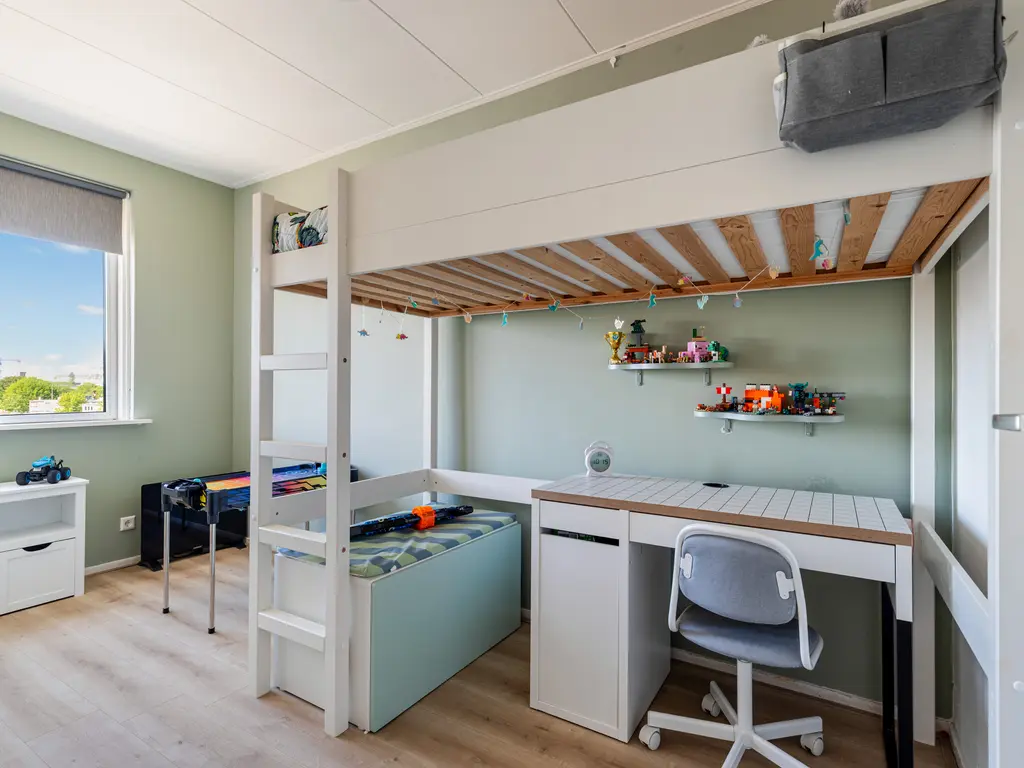 Admiraal Trompstraat 15, ZWIJNDRECHT