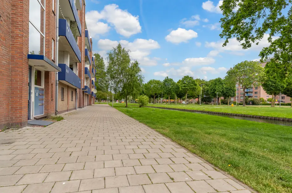 Admiraal Trompstraat 15