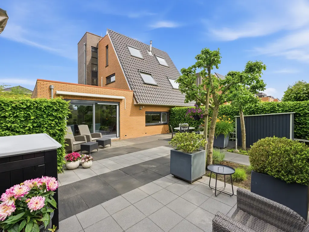 Akkerviool 55, HENDRIK-IDO-AMBACHT