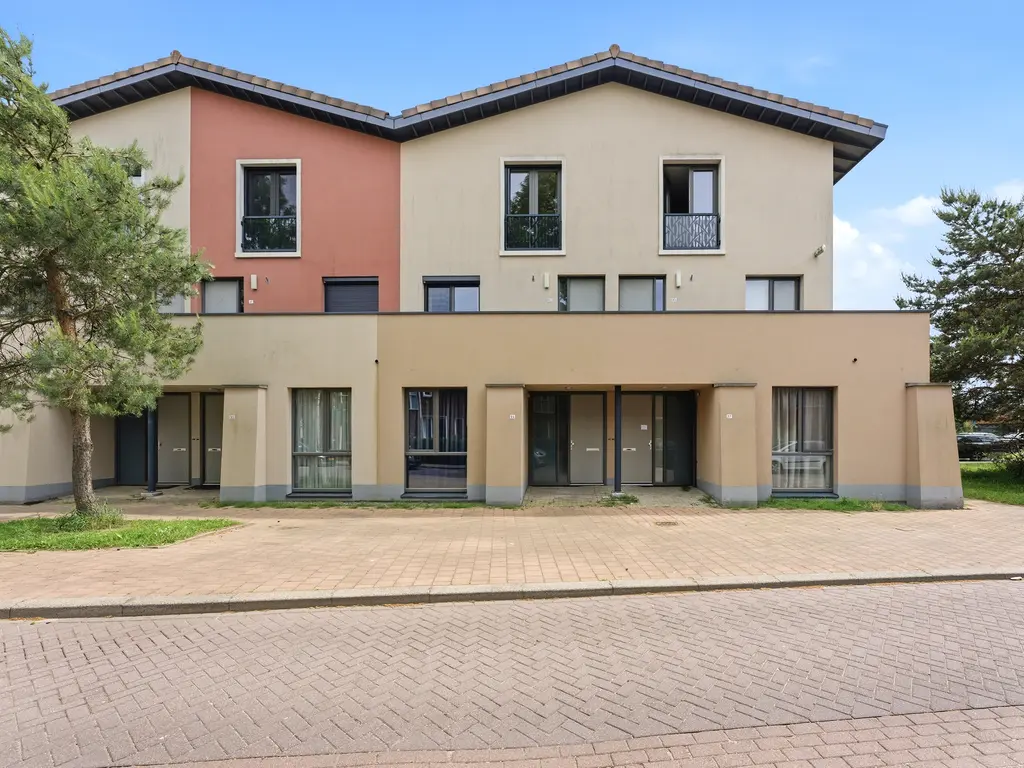 Bramengaarde 83, Hendrik-Ido-Ambacht