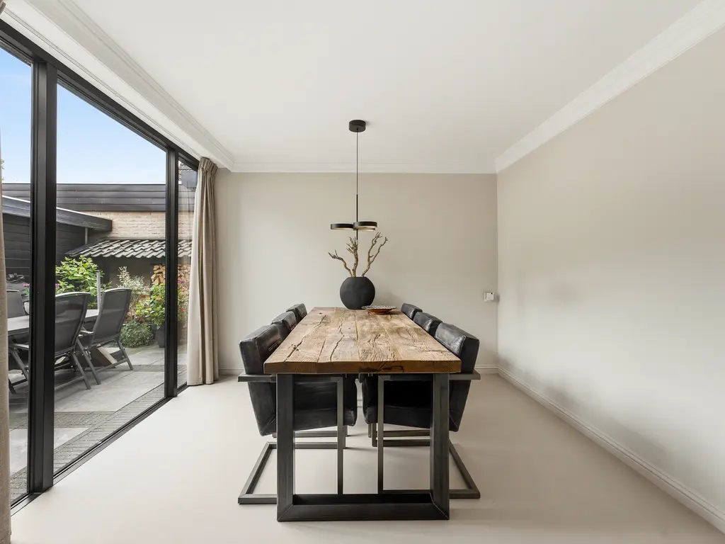 De Touwbaan 35, HENDRIK-IDO-AMBACHT