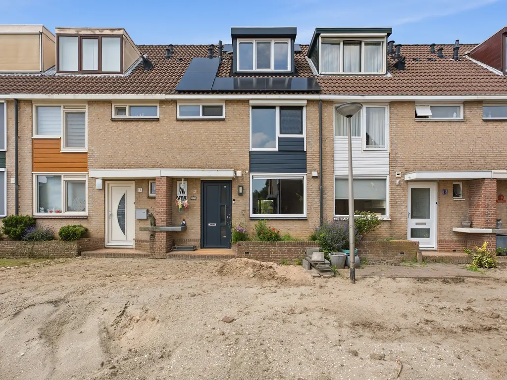 Brahmsstraat 15, ZWIJNDRECHT