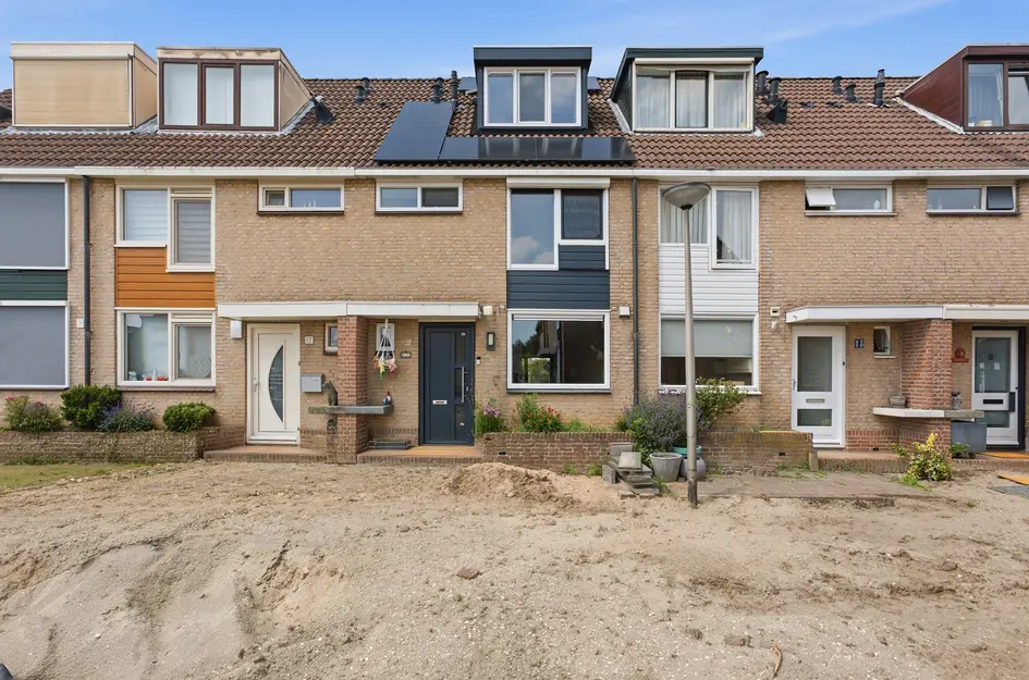 Brahmsstraat 15