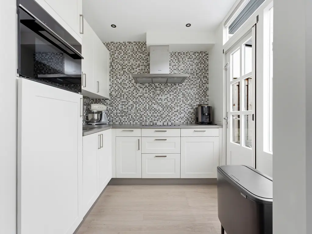 Tesselschadestraat 5, HENDRIK-IDO-AMBACHT