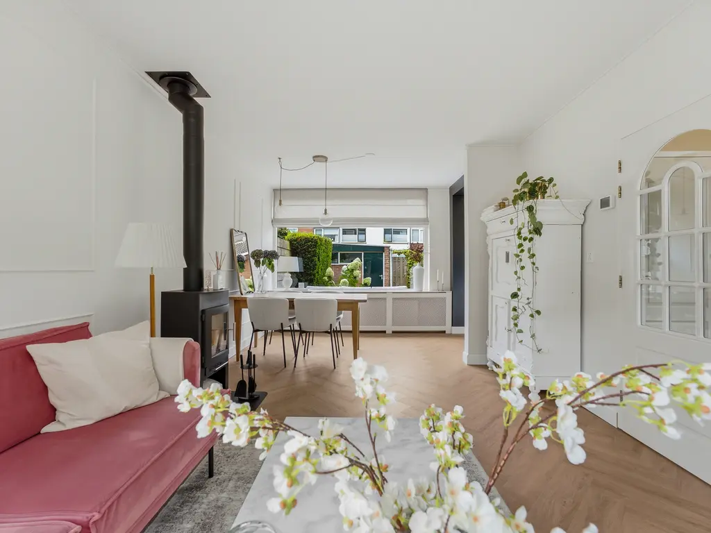 Huygensstraat 8, HENDRIK-IDO-AMBACHT