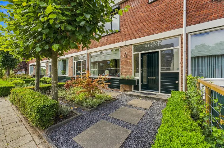 Huygensstraat 8