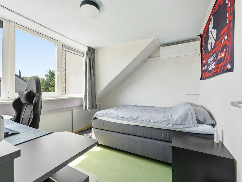 Sonate 19, ZWIJNDRECHT