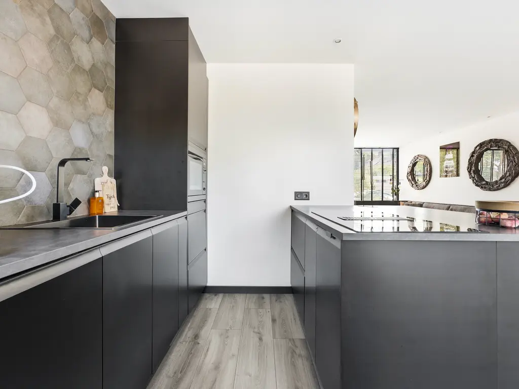 Vlassersstraat 19, HENDRIK-IDO-AMBACHT