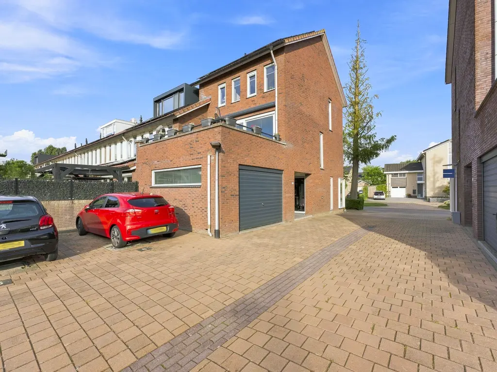 Amandelgaarde 165, HENDRIK-IDO-AMBACHT