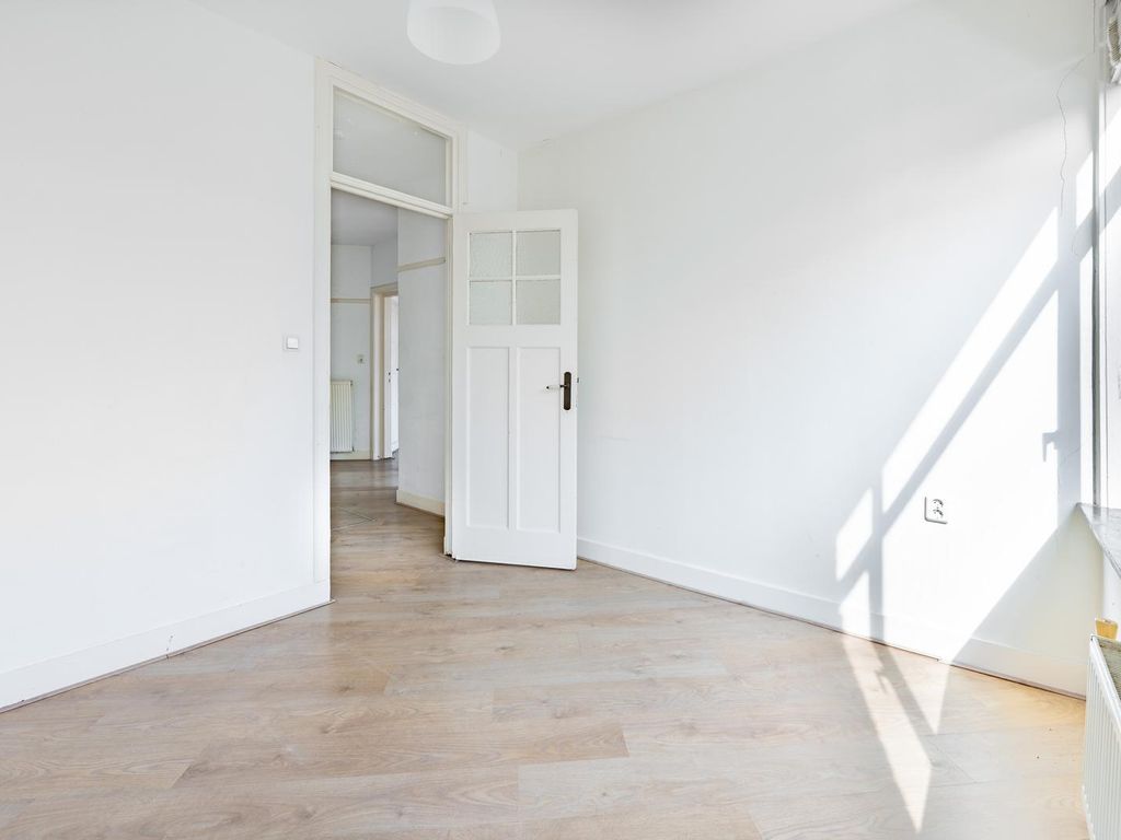 Van der Hoopstraat 27, 'S-Gravenhage