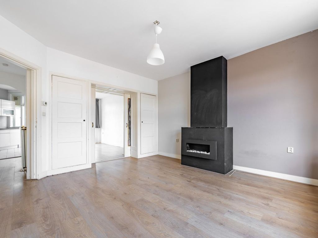 Van der Hoopstraat 27, 'S-Gravenhage