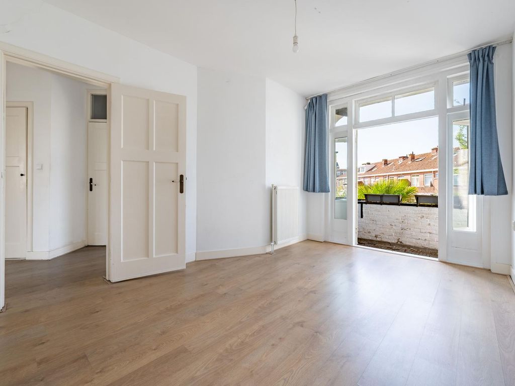 Van der Hoopstraat 27, 'S-Gravenhage