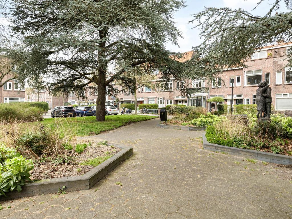 Dahliastraat 6, Rijswijk