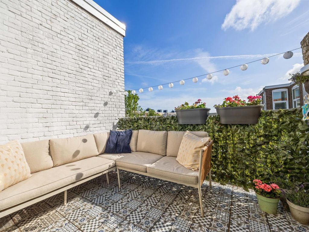 Goudenregenstraat 17, 'S-Gravenhage