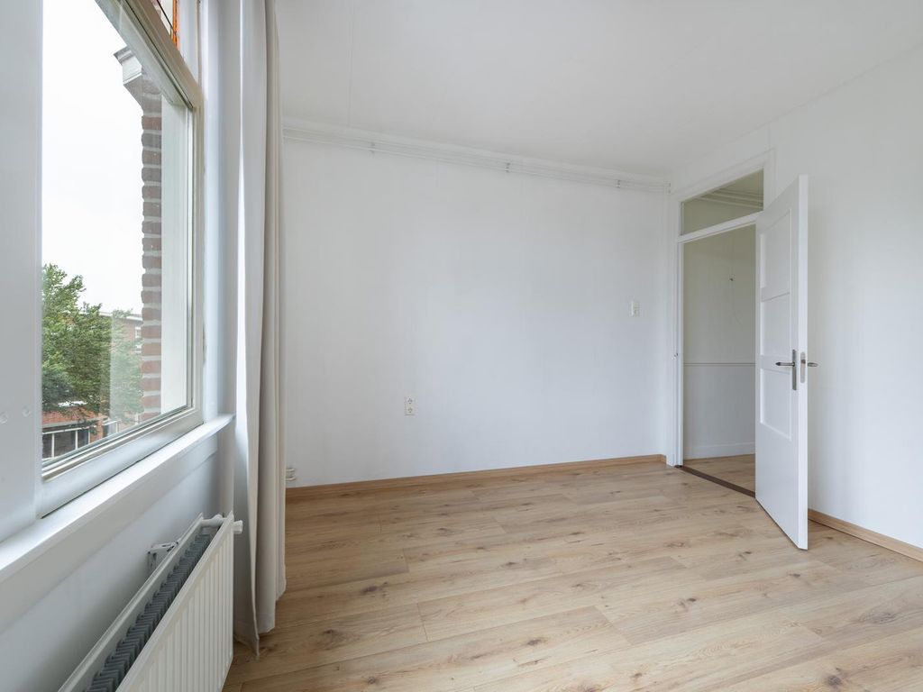 Van Lansbergestraat 212, 'S-Gravenhage