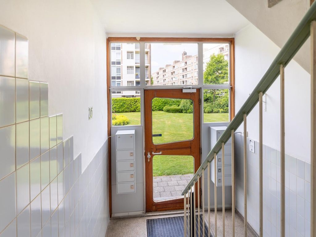 Smaragdhorst 251, 'S-Gravenhage