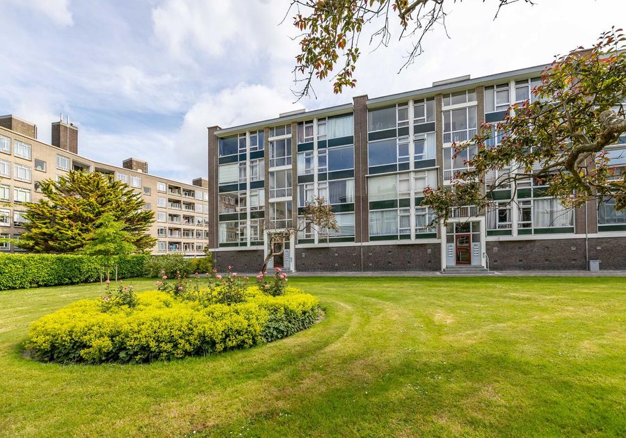 Smaragdhorst 251, 'S-Gravenhage