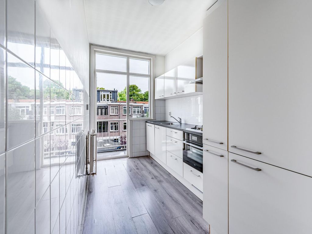Caan van Necklaan 83, Rijswijk