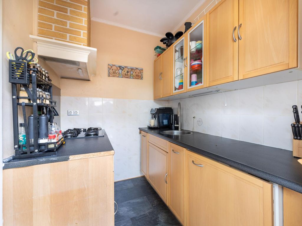 Schoolmeesterstraat 11, 'S-Gravenhage