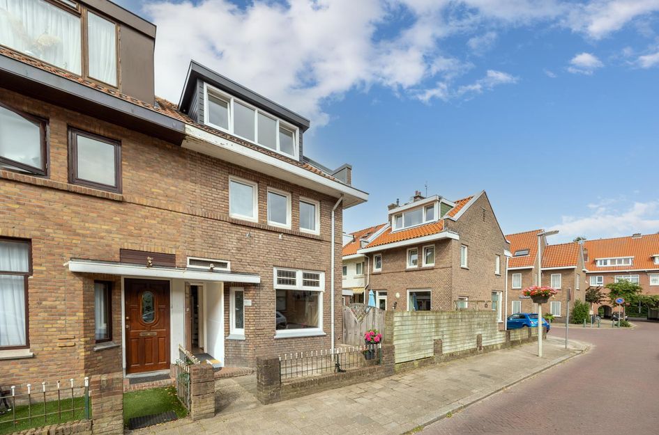 Schoolmeesterstraat 11