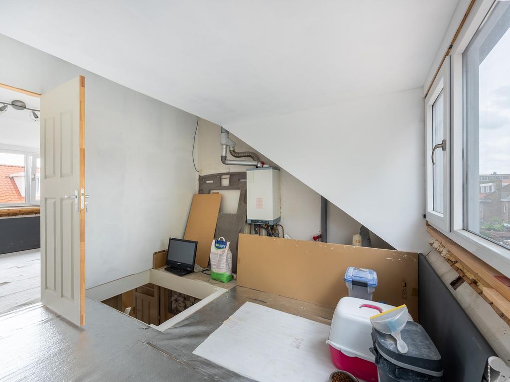 Schoolmeesterstraat 11, 'S-Gravenhage