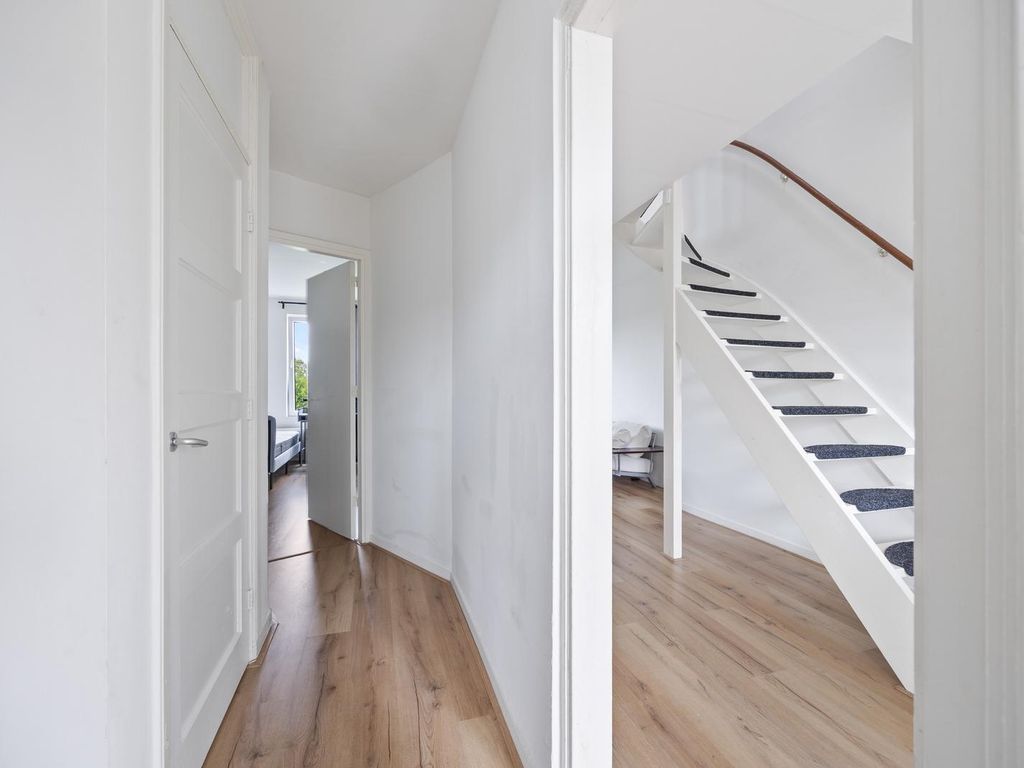 Linnaeusstraat 330, 'S-Gravenhage