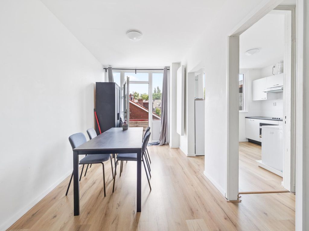 Linnaeusstraat 330, 'S-Gravenhage