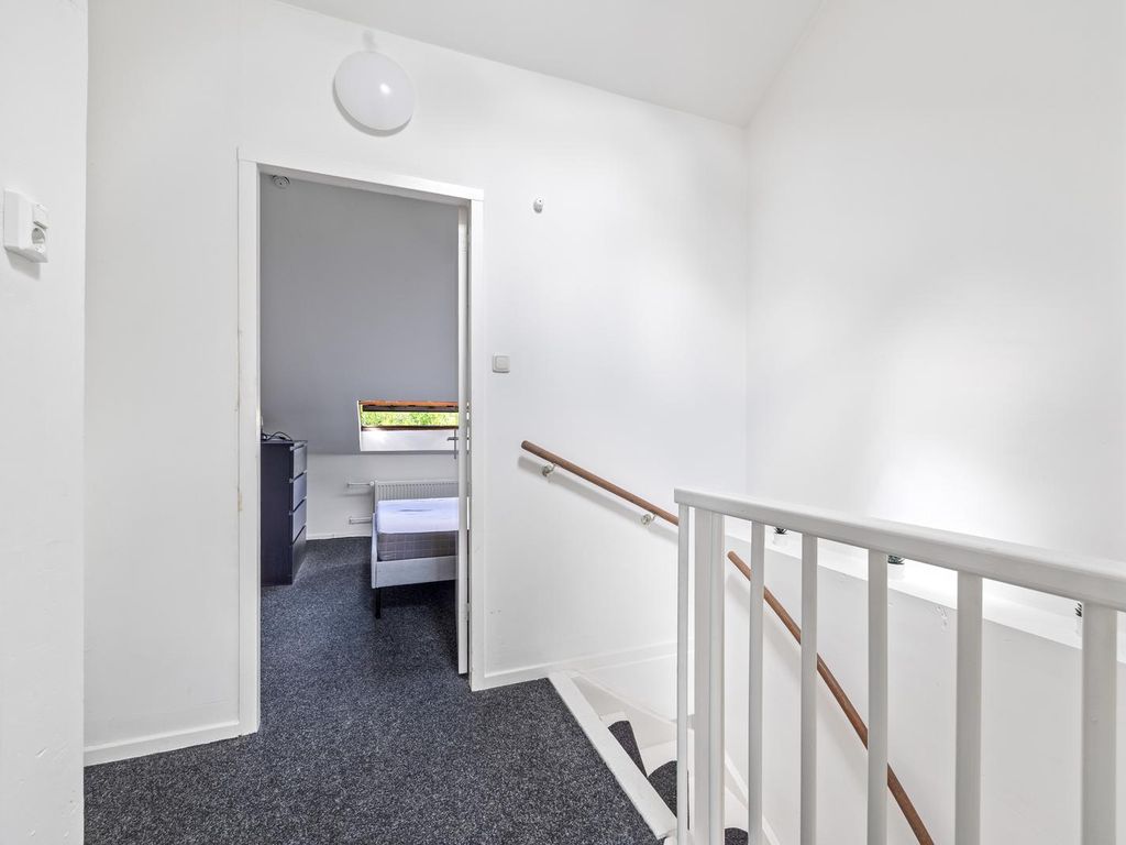 Linnaeusstraat 330, 'S-Gravenhage