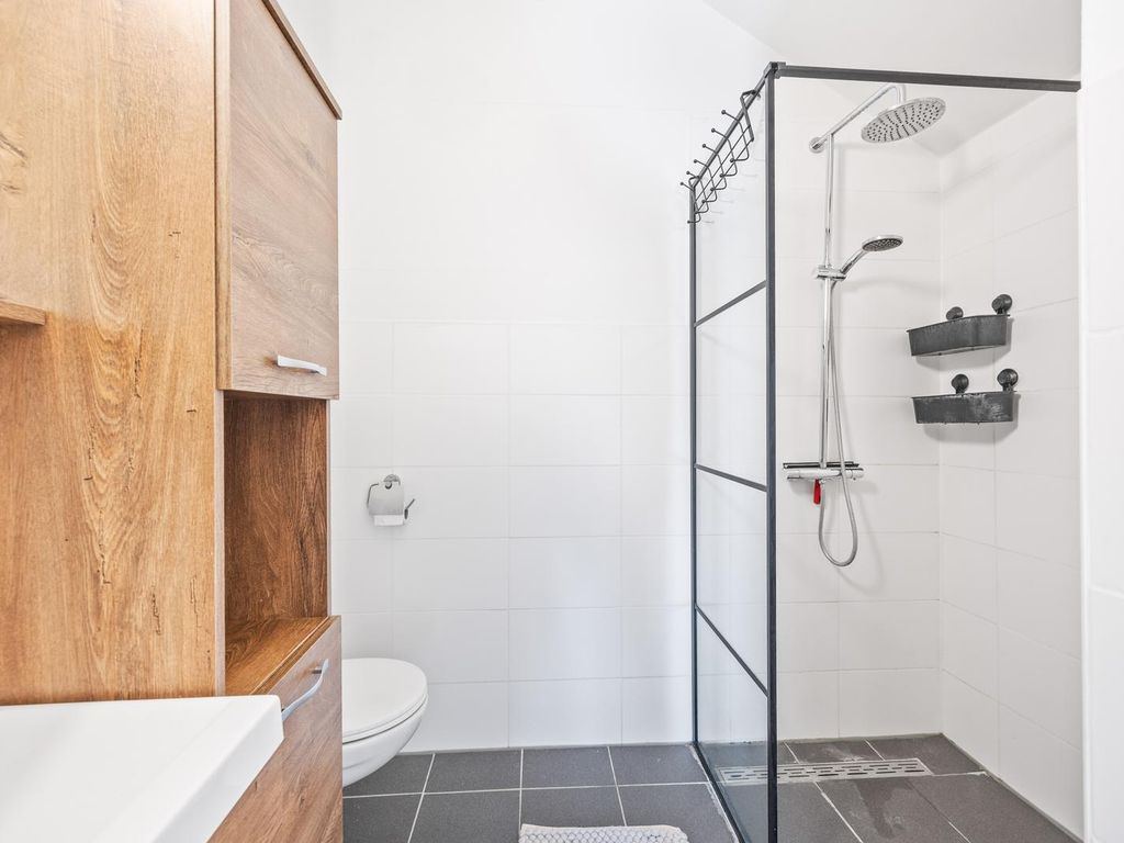 Linnaeusstraat 330, 'S-Gravenhage