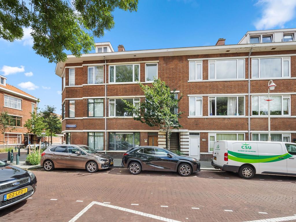 Linnaeusstraat 330, 'S-Gravenhage
