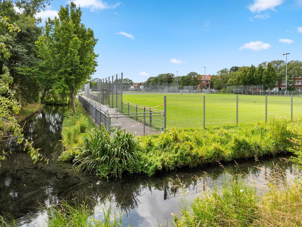 Linnaeusstraat 330, 'S-Gravenhage