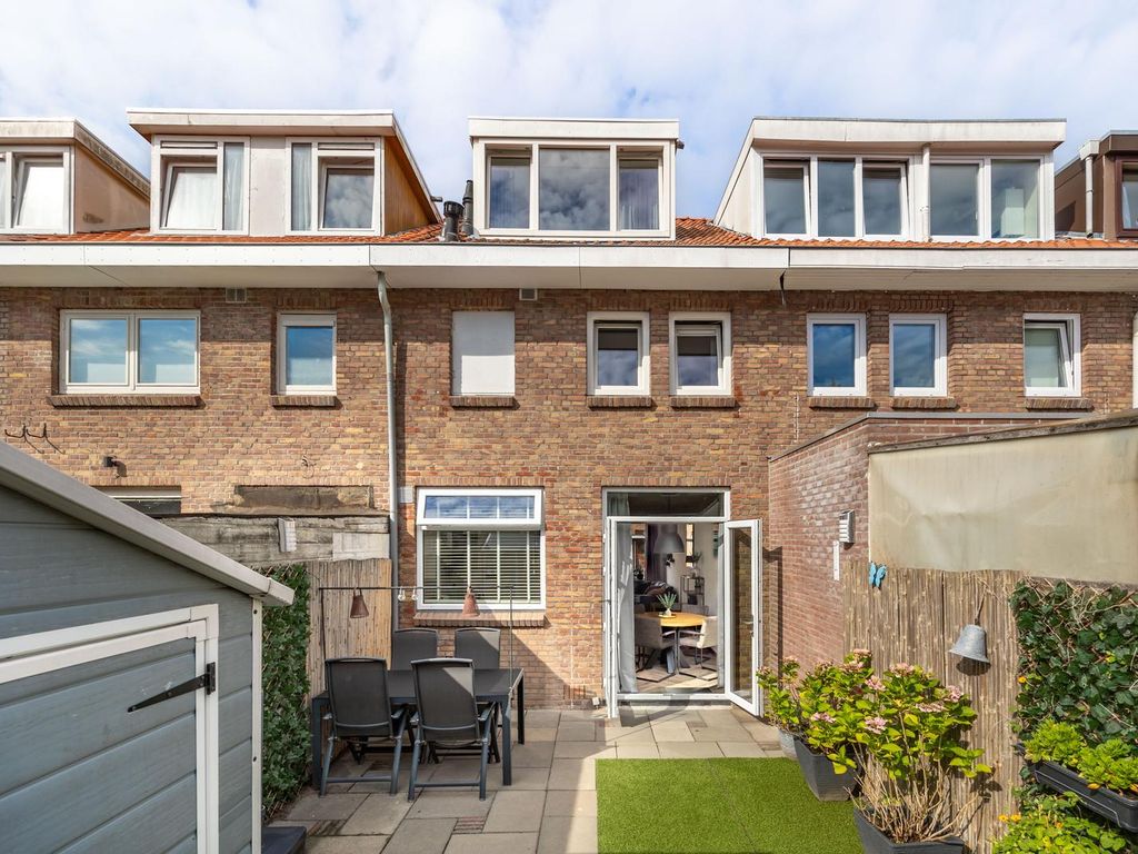 Schoolmeesterstraat 26, 'S-Gravenhage