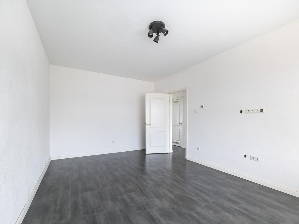 Goeverneurlaan 105, 'S-Gravenhage