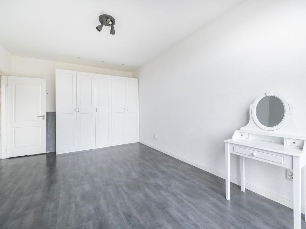 Goeverneurlaan 105, 'S-Gravenhage