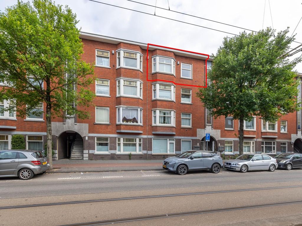 Goeverneurlaan 105, 'S-Gravenhage