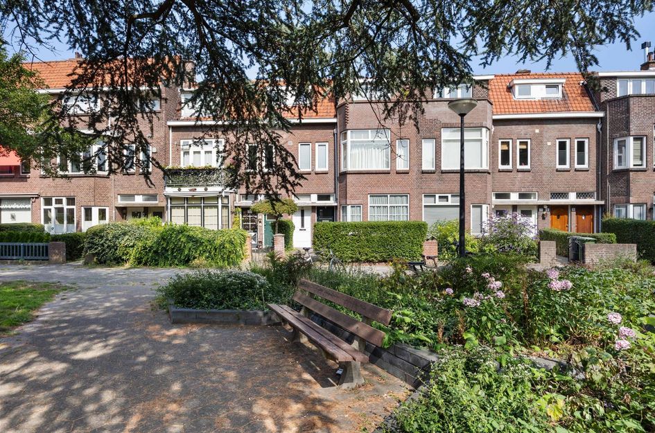 Generaal van Geenplein 10