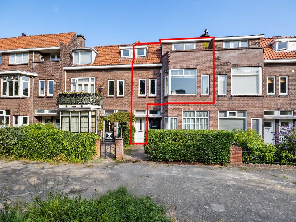 Generaal van Geenplein 10, Rijswijk