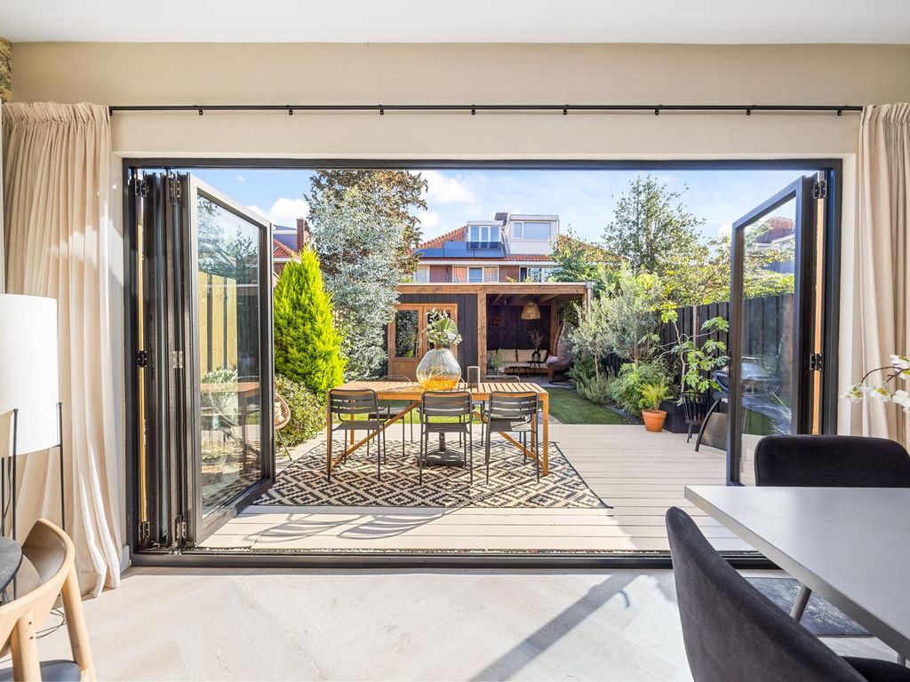 Hoekenburglaan 29, Voorburg