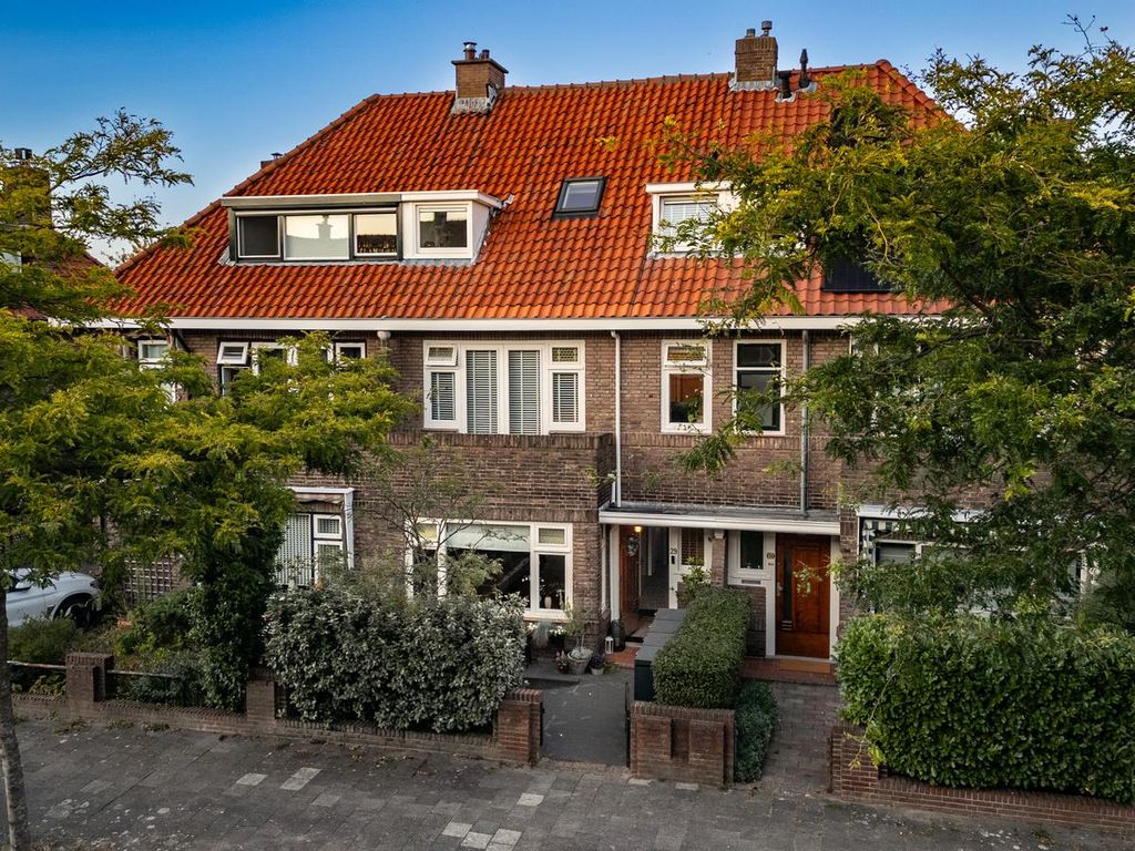 Hoekenburglaan 29, Voorburg