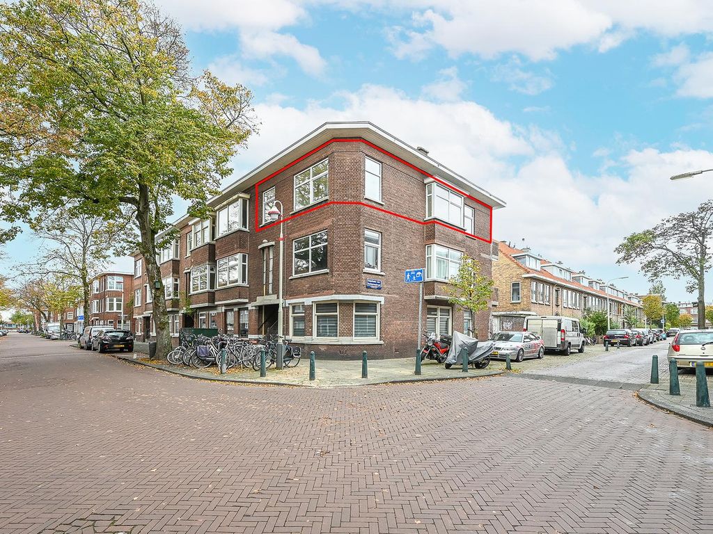 Linnaeusstraat 239, 'S-Gravenhage