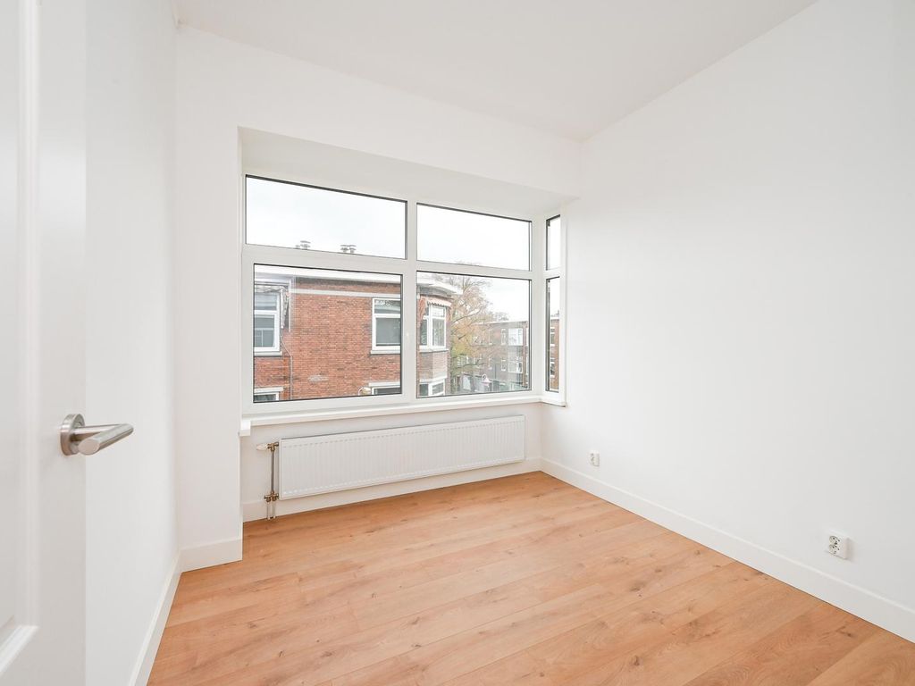 Linnaeusstraat 239, 'S-Gravenhage