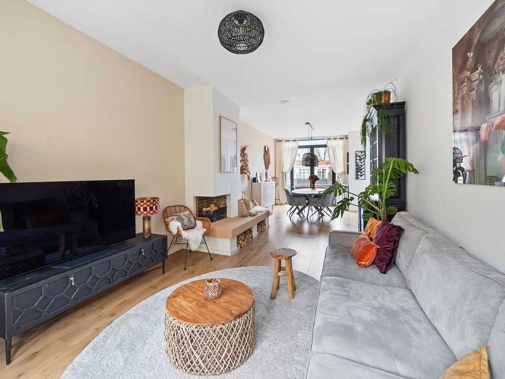 Caan van Necklaan 147, Rijswijk