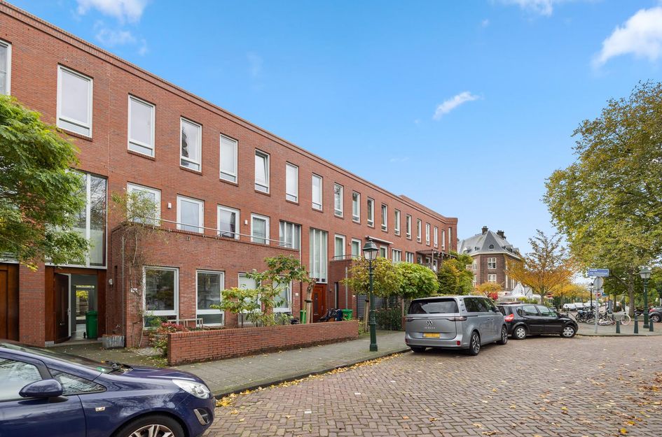 Amalia van Solmsstraat 78